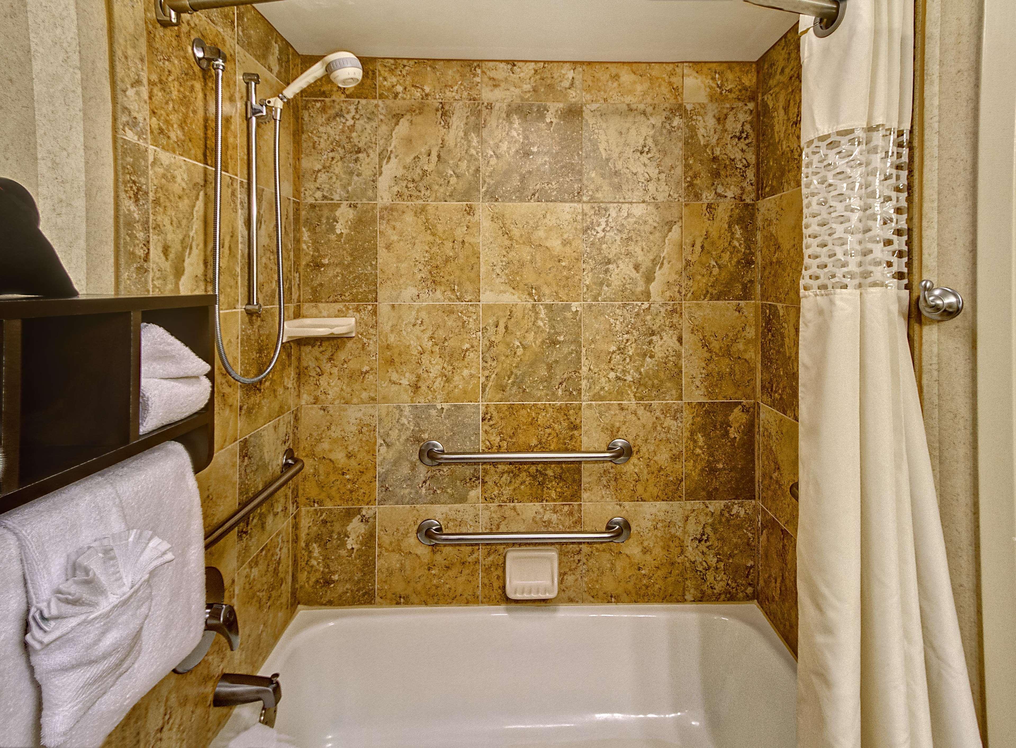 Hampton Inn Nashville / Vanderbilt Exterior foto