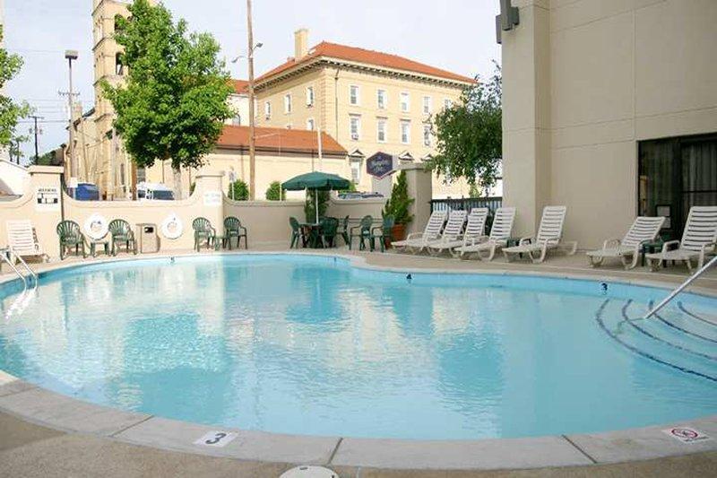 Hampton Inn Nashville / Vanderbilt Exterior foto
